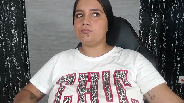 evelin 999  online show from 03-07-25, 09:59