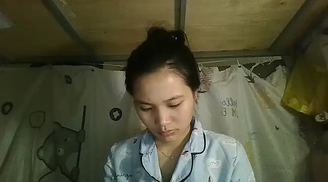 Snapshot of Be-MyMy chatting on 03-02-25, 03:02 Be-MyMy online show from 03-02-25, 03:02