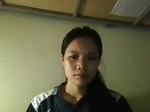 Snapshot of Be-MyMy chatting on 10-12-25, 02:18 Be-MyMy online show from 10-12-25, 02:18