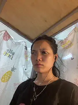 Snapshot of Be-MyMy chatting on 09-15-25, 02:28 Be-MyMy online show from 09-15-25, 02:28