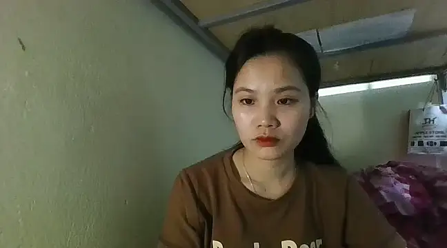 Snapshot of Be-MyMy chatting on 03-04-25, 11:19 Be-MyMy online show from 03-04-25, 11:19