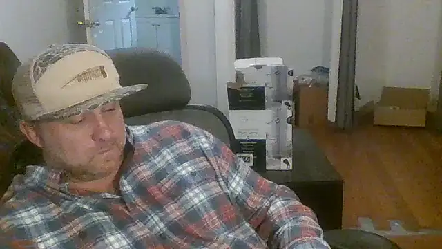 poundyouout69 online show from 12-22-25, 04:40