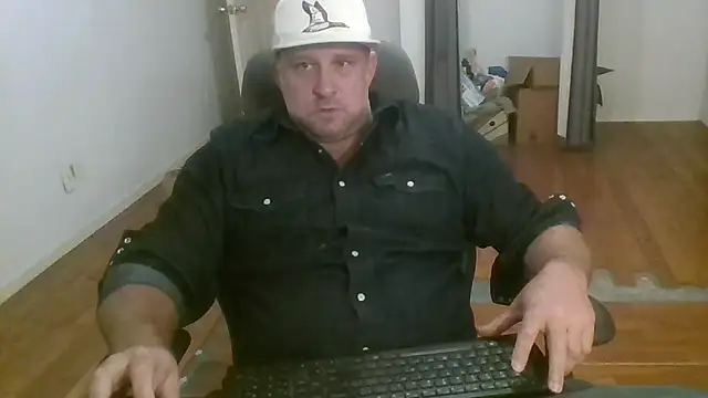 poundyouout69 online show from 11-26-25, 10:10