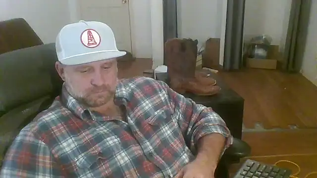 poundyouout69 online show from 02-06-26, 07:54