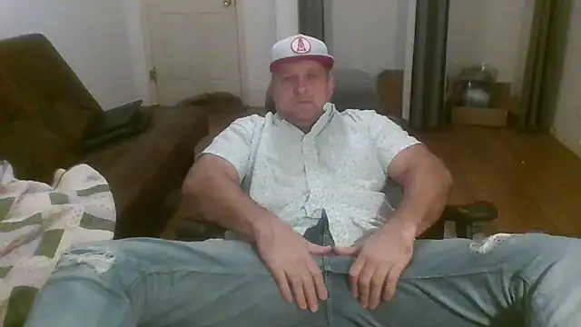 poundyouout69 online show from 02-07-26, 05:32