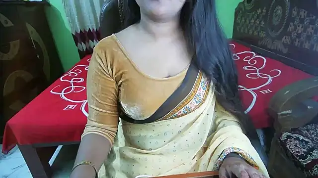 Snapshot of BengaliQueenStar chatting on 07-17-26, 03:09 BengaliQueenStar online show from 07-17-26, 03:09