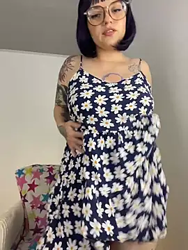 Snapshot of sophia_goth chatting on 11-23-25, 03:38 sophia goth online show from 11-23-25, 03:38