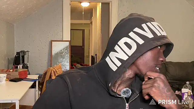 Snapshot of JasperBlaxx chatting on 02-18-26, 05:05 JasperBlaxx online show from 02-18-26, 05:05