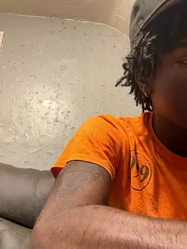 Snapshot of JasperBlaxx chatting on 01-14-26, 03:32 JasperBlaxx online show from 01-14-26, 03:32