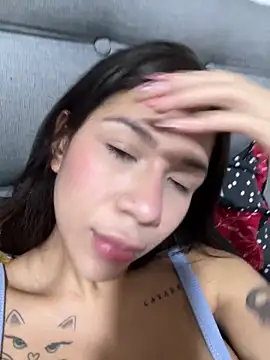 Agataowens online show from 03-04-26, 01:57