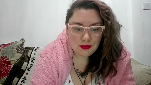 Bustycurves online show from 11-16-25, 01:54