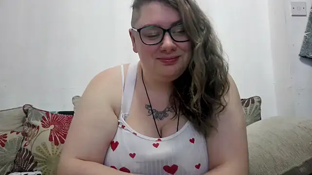 Bustycurves online show from 01-11-26, 12:39