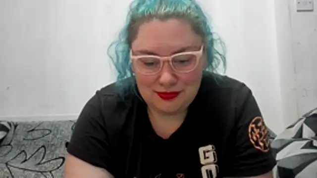 Snapshot of Bustycurves chatting on 08-01-26, 12:30 Bustycurves online show from 08-01-26, 12:30