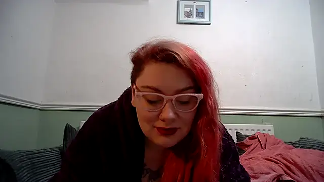 Bustycurves online show from 02-08-25, 12:06