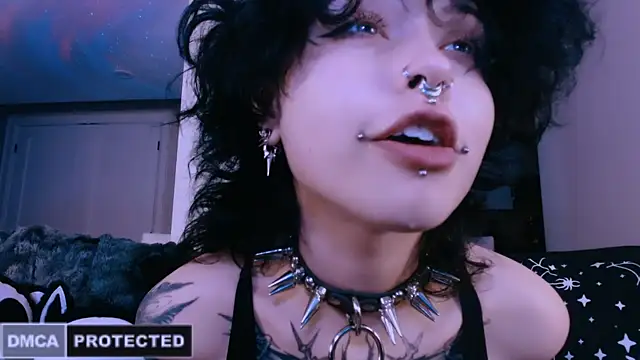 NaughtyLittleFox online show from 03-30-26, 05:31