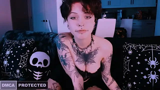 NaughtyLittleFox online show from 01-14-26, 03:21