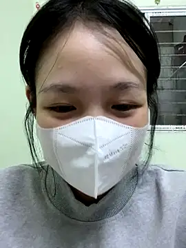 minmin2kk5 online show from 10-22-25, 06:35