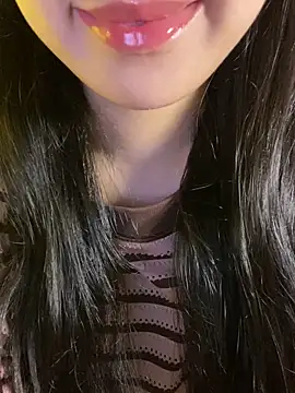 minmin2kk5 online show from 12-20-25, 02:20