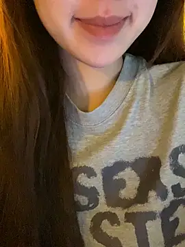 minmin2kk5 online show from 03-18-26, 02:52