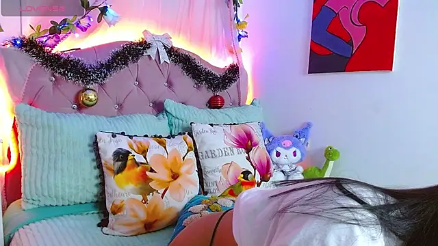 Littlerouse  online show from 12-07-24, 01:52