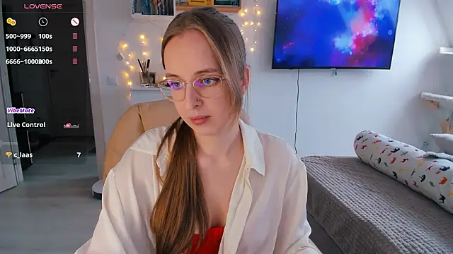 violet blue eyes online show from 02-06-26, 11:28