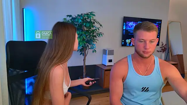 Snapshot of Jony_and_Jessica chatting on 07-18-26, 05:38 Jony and Jessica online show from 07-18-26, 05:38
