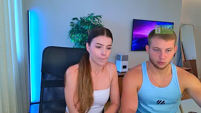 Jony and Jessica online show from 06-12-26, 05:38