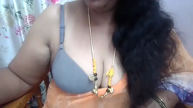 Snapshot of Janavi-janu chatting on 09-13-25, 08:14 Janavi-janu online show from 09-13-25, 08:14