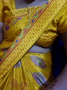 Snapshot of Janavi-janu chatting on 10-28-25, 07:18 Janavi-janu online show from 10-28-25, 07:18