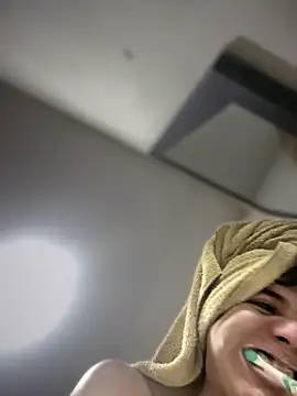 saracaball  online show from 02-26-26, 04:34