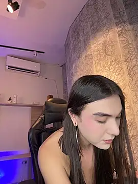 saracaball  online show from 07-19-26, 07:06