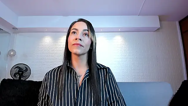 violet scott online show from 11-19-25, 10:37