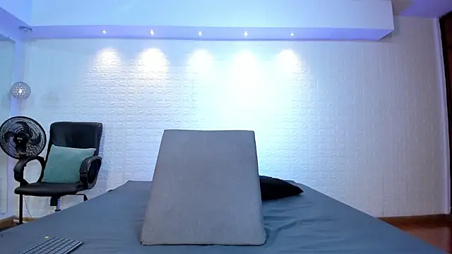 violet scott online show from 01-09-26, 10:33