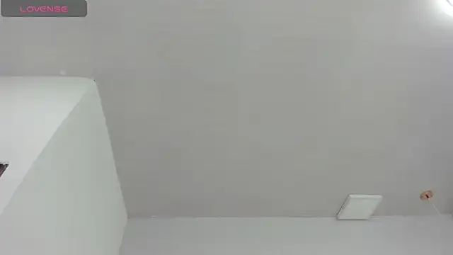 Cherllynn online show from 11-08-25, 04:32