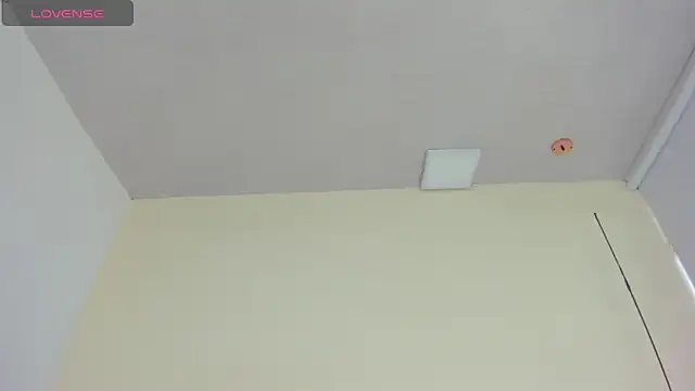 Cherllynn online show from 11-27-25, 03:56