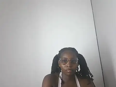 Snapshot of Puliza_wet chatting on 09-16-25, 07:04 Puliza wet online show from 09-16-25, 07:04