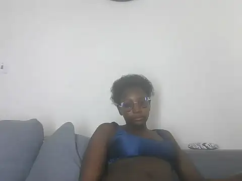 Snapshot of Puliza_wet chatting on 10-08-25, 01:18 Puliza wet online show from 10-08-25, 01:18