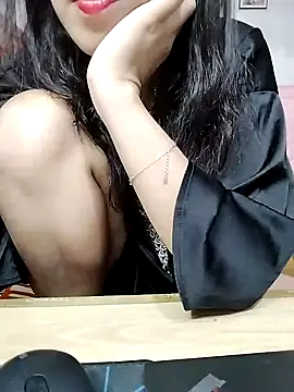 cream1299 online show from 11-12-25, 01:15