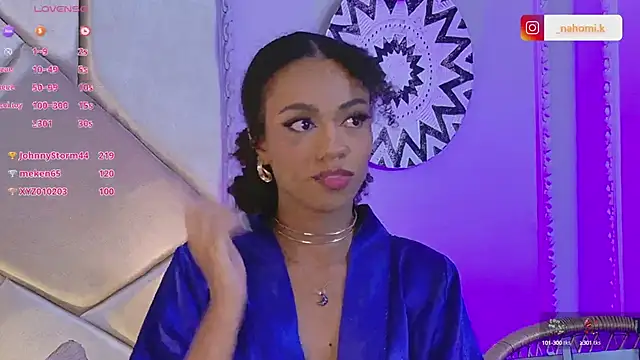 Snapshot of Nahomi_King chatting on 02-17-25, 07:12 Nahomi King online show from 02-17-25, 07:12