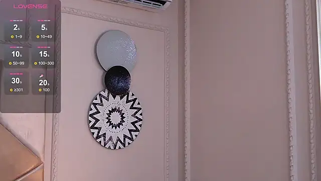 Nahomi King online show from 12-05-25, 02:37