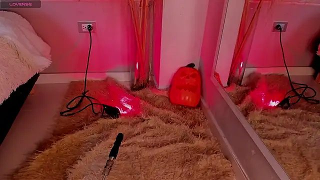 miia  baker online show from 10-23-25, 12:15