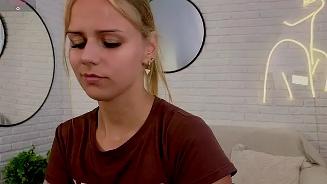 Wendy D0ll online show from 03-29-26, 03:24