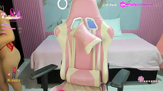 Snapshot of Yuli_16 chatting on 05-25-26, 11:09 Yuli 16 online show from 05-25-26, 11:09