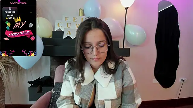 Elecktra sweet online show from 03-18-26, 07:15