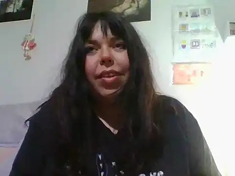 Snapshot of scarletttlove chatting on 07-08-26, 01:30 scarletttlove online show from 07-08-26, 01:30