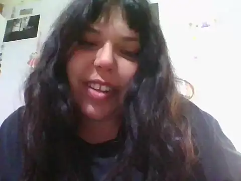 Snapshot of scarletttlove chatting on 06-27-26, 01:44 scarletttlove online show from 06-27-26, 01:44