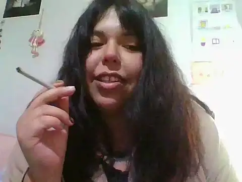 Snapshot of scarletttlove chatting on 07-11-26, 01:06 scarletttlove online show from 07-11-26, 01:06