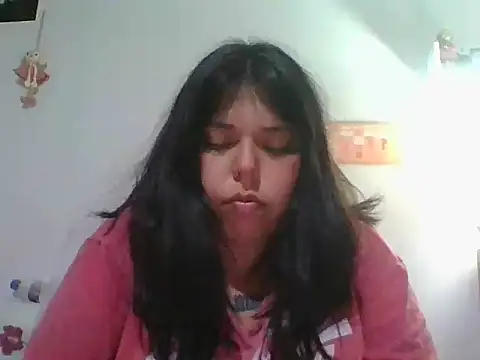 Snapshot of scarletttlove chatting on 03-27-26, 11:49 scarletttlove online show from 03-27-26, 11:49