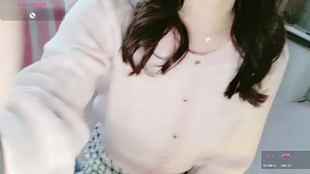 Snapshot of aaanyan chatting on 03-06-25, 03:46 aaanyan online show from 03-06-25, 03:46