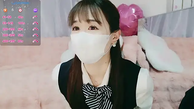 Snapshot of aaanyan chatting on 03-12-25, 05:35 aaanyan online show from 03-12-25, 05:35